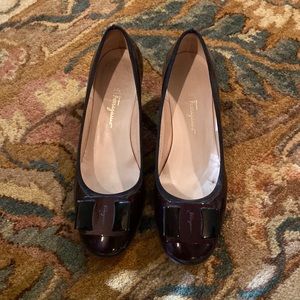 Salvatore Ferragamo burgundy patent pumps size 8 C.